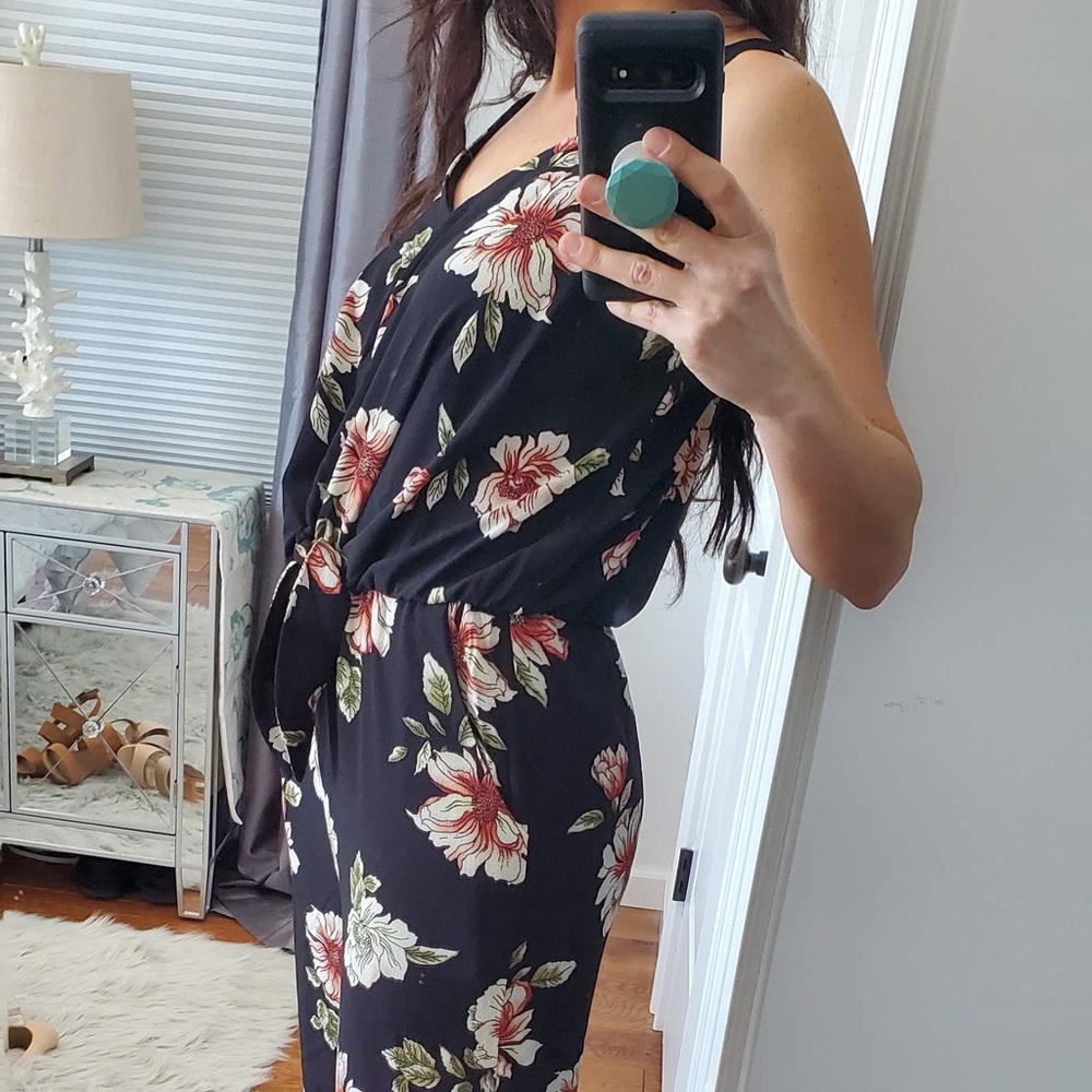 🔥SALE 🔥 Black floral jumpsuit pockets - Picture 6 of 7